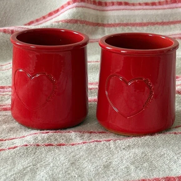 (2) La Fermière Yogurt Pots ~ Valentine Red & Hearts ❤️ -- Cleaned Rims! {lot 1} - Picture 1 of 6